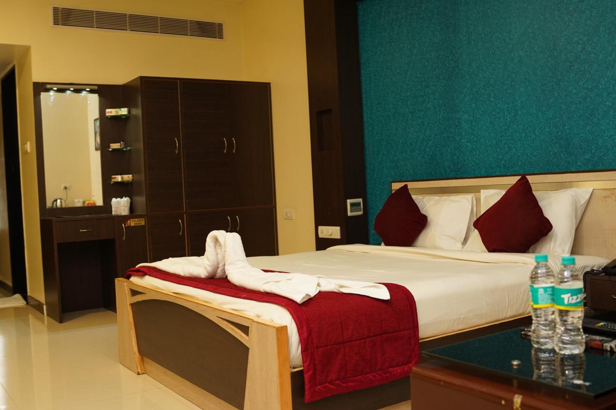 Hotel Rock Fort View Tiruchirappalli Exterior photo