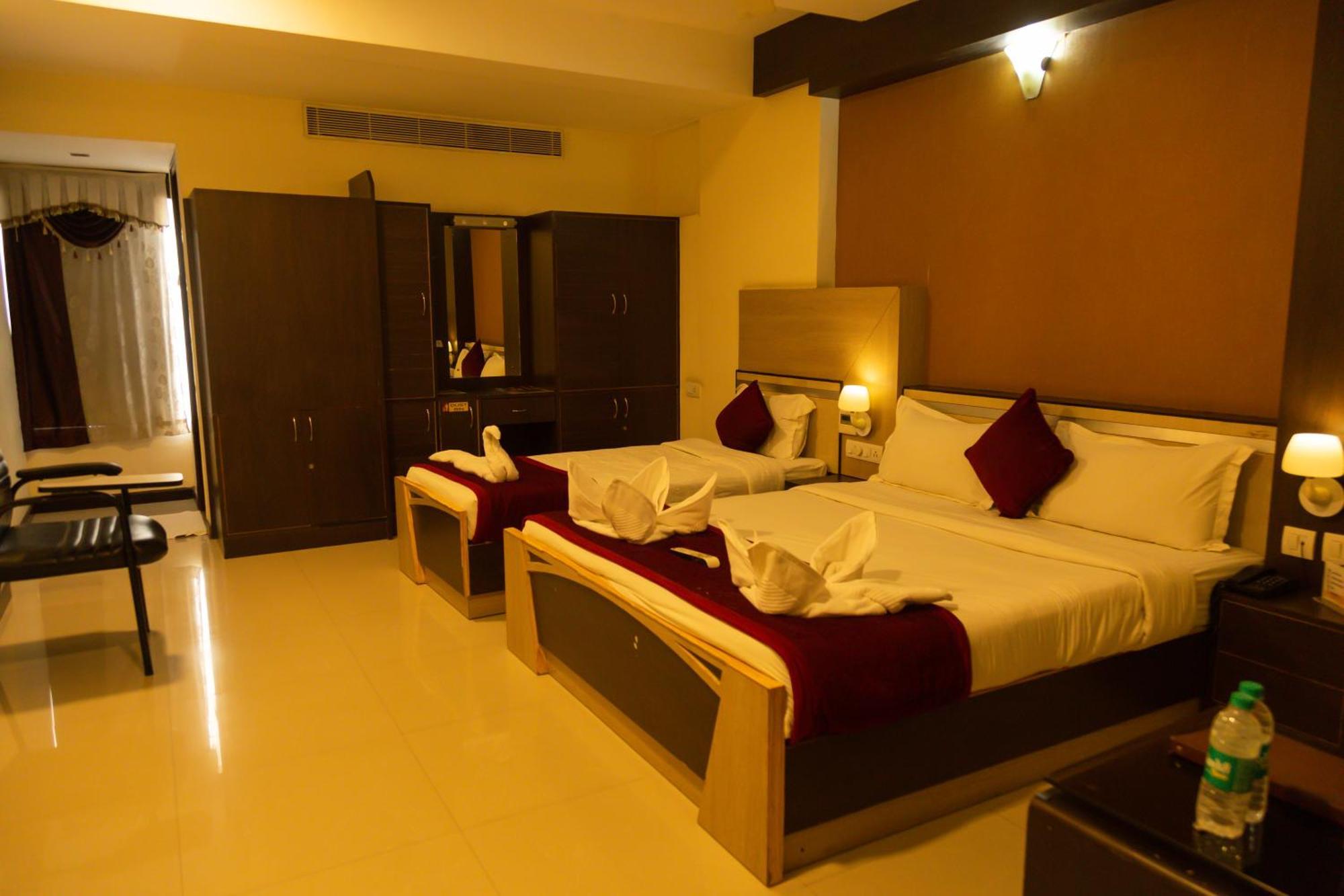 Hotel Rock Fort View Tiruchirappalli Exterior photo