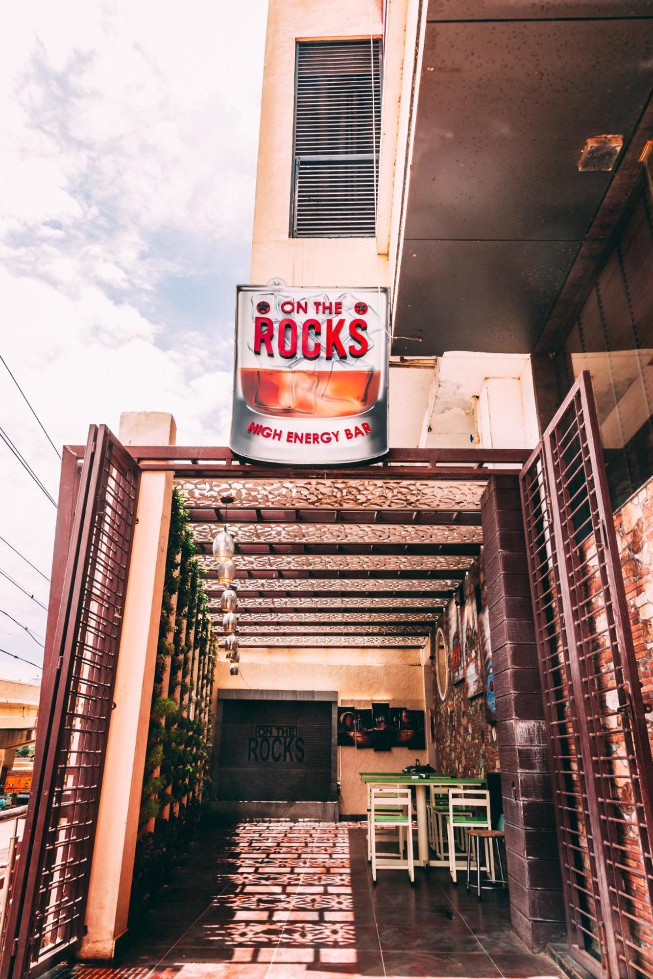 Hotel Rock Fort View Tiruchirappalli Exterior photo