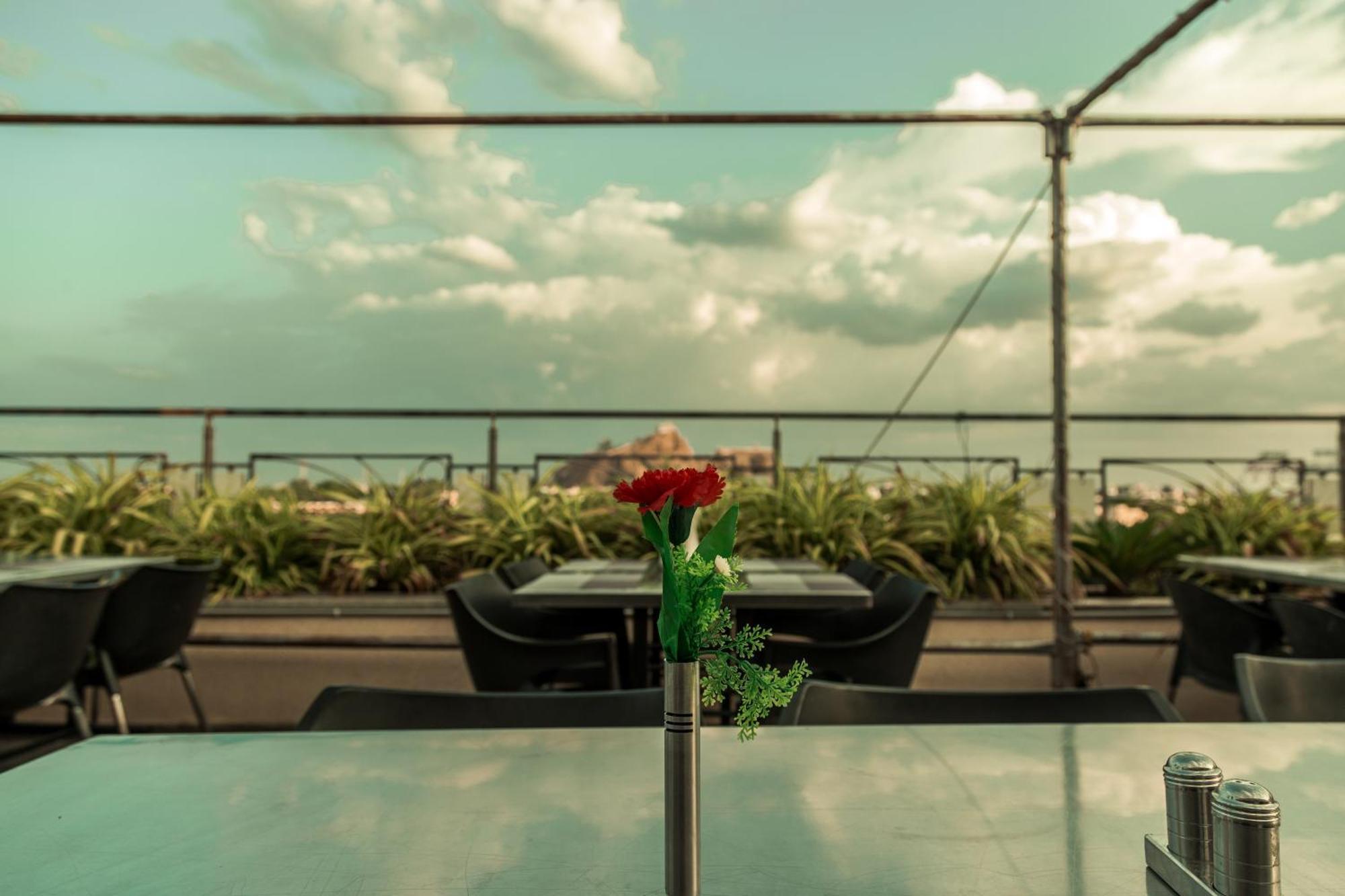 Hotel Rock Fort View Tiruchirappalli Exterior photo