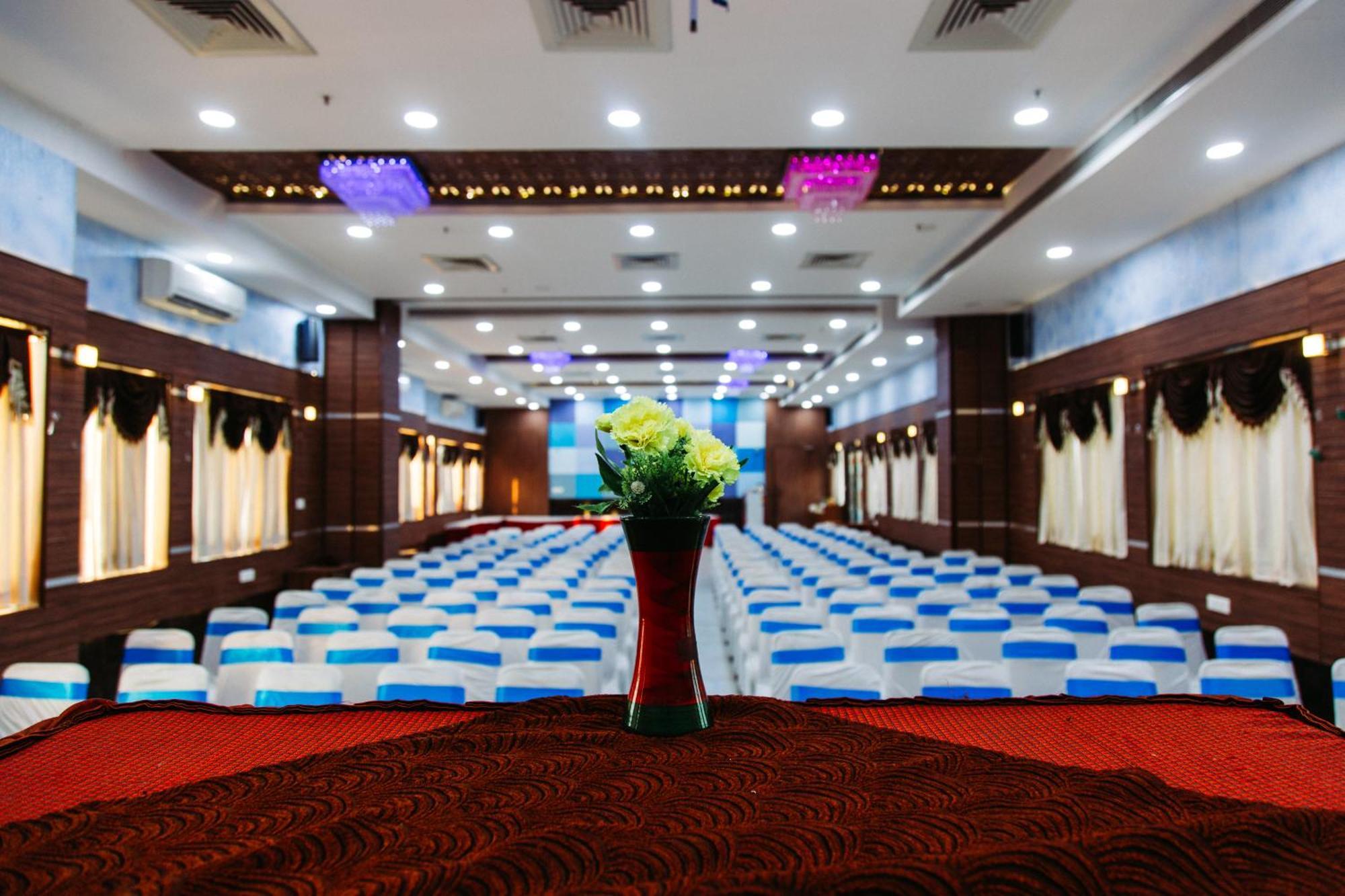 Hotel Rock Fort View Tiruchirappalli Exterior photo