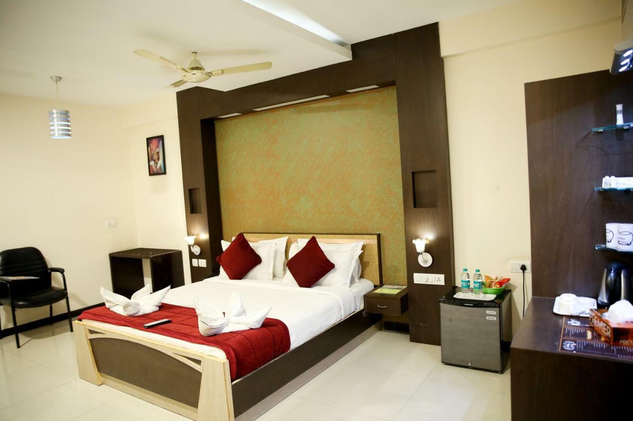 Hotel Rock Fort View Tiruchirappalli Exterior photo